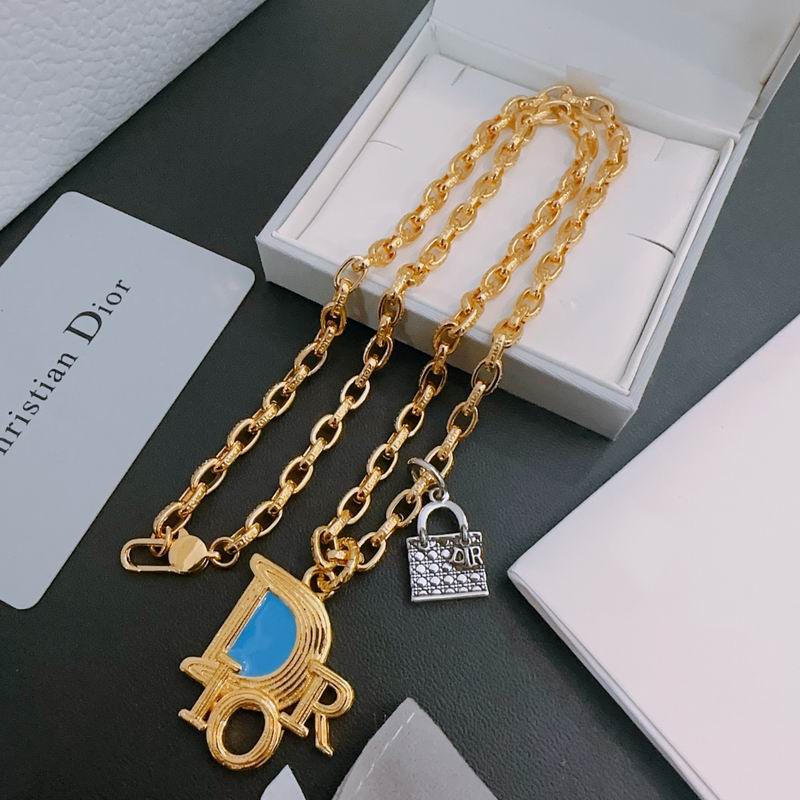 Dior Necklace 05lyr344